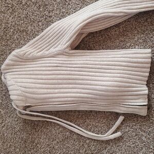 Long sleeve zip up hood